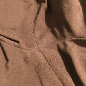 Kısa Sürede Deforme Olan Pantolon İçin İade Veya Hediye Çeki Talebi