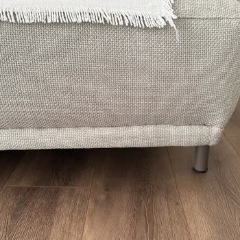 Sıfır Alınan Koltukta İskelet Ve Dikiş Hataları Değişim Talebim Reddedildi