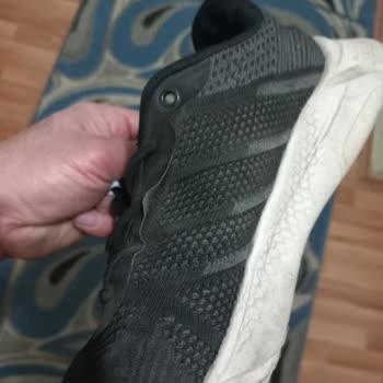 Kısa Sürede Deforme Olan Ayakkabı İçin Sorumluluğun Bana Yüklenmesini Kabul Etmiyorum