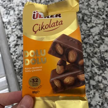 Aldığım Çikolatanın İçinden Çürük Badem Çıkması Nedeniyle Gıda Güvenliği Ve Mağduriyet Talebi