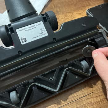 Philips Aqua Trio 9000 Süpürge Başlığında Kronik Kırılma Sorunu Ve Çözüm Eksikliği