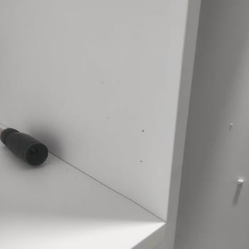 Vivense Defective Wardrobe Doors Don’t Close, Labeled as User Error