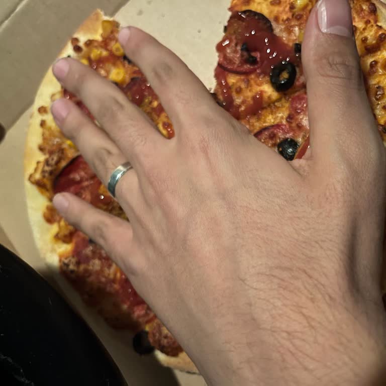 Yanlış Boyutta Pizza Ve Yetersiz Destek: Ödediğim Paranın Karşılığını Alamadım