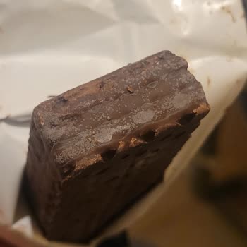 BİM Markette Son Kullanma Tarihi Yaklaşan Ve Bozulmaya Başlamış Ürünler Hakkında Şikayet