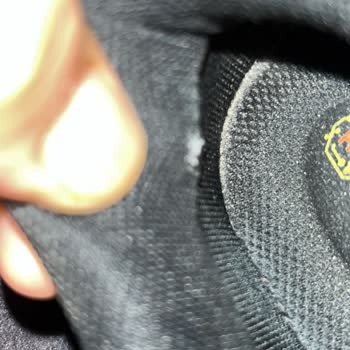 Lescon Ayakkabı Üretim Hatasını "Kullanıcı Hatası" Diyerek Reddetti!