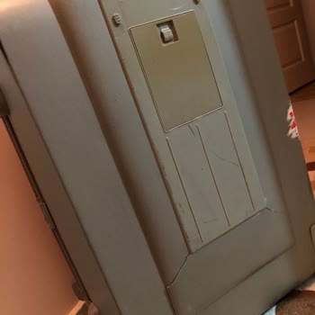 Uçuş Sonrası Valizim Ciddi Şekilde Hasar Gördü, Mağduriyetimin Giderilmesini Talep Ediyorum