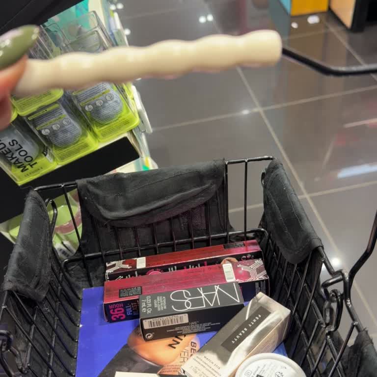 Sephora Cepa AVM'de Kullanılmış Ürün Satışı Ve İlgisiz Müşteri Hizmetleri