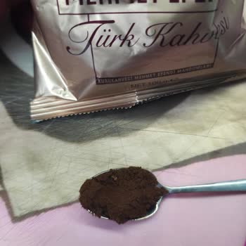 Kuru Kahveci Mehmet Efendi Türk Kahvesinde Böcek Çıkması Ve Gıda Güvenliği Endişesi