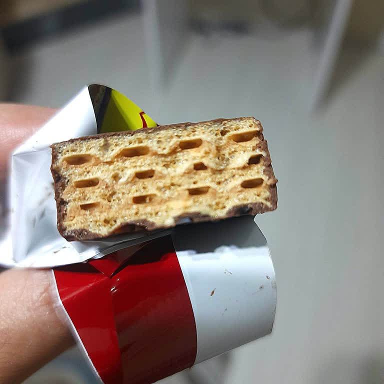 Ülker Çikolatalı Gofretlerde Çikolata Oranı Ciddi Şekilde Azaldı, Kalite Düşüşü Var