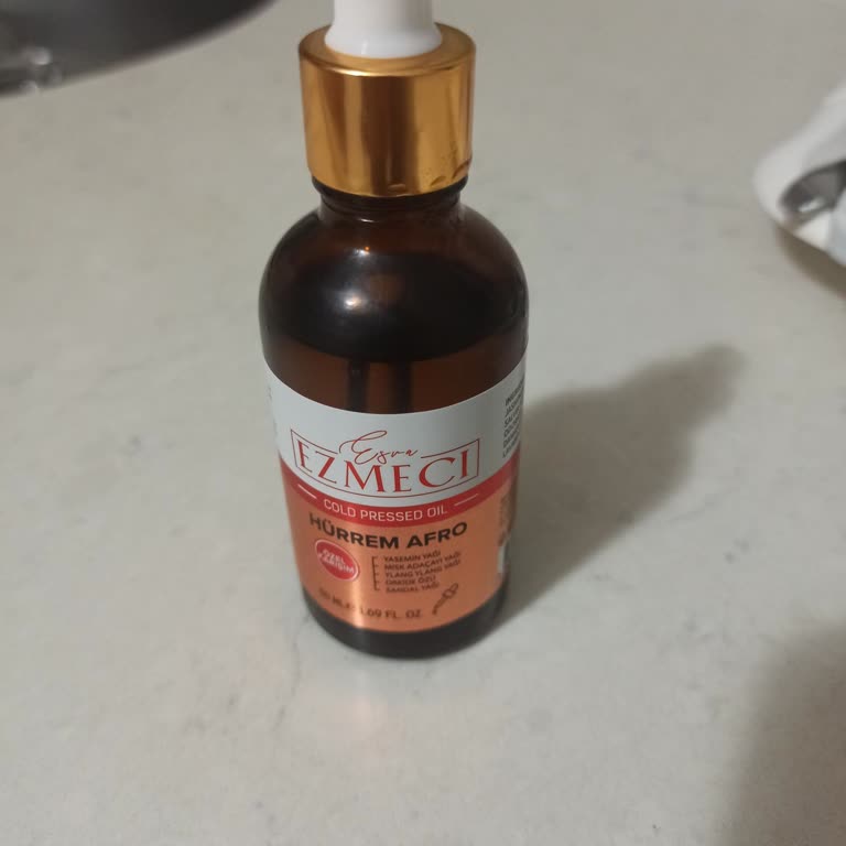 Essay (By Esra Ezmeci) Alerjik Reaksiyon Ve İade Reddiyle Hayal Kırıklığı