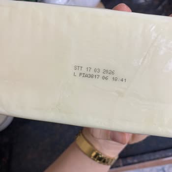 Satın Aldığım Kaşar Peynirinin İçinden Kıl Çıkması Nedeniyle Hijyen Ve Sağlık Endişesi