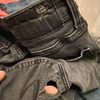 Colin's'ten Aldığım 5 Kot Pantolonun Hepsi Kısa Sürede Yırtıldı, Müşteri Hizmetlerinden Yanıt Alamıyorum