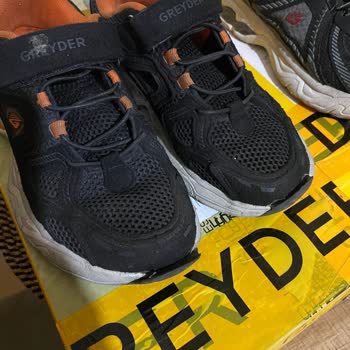 Kısa Sürede Yırtılan Çocuk Ayakkabıları İçin Garanti Reddi Hayal Kırıklığı Yarattı