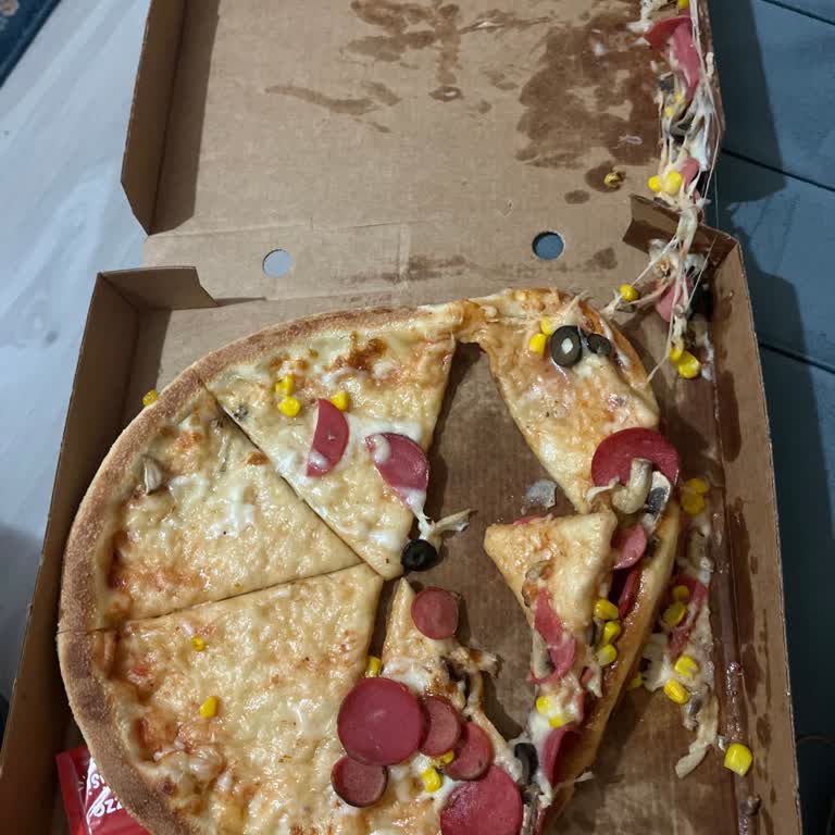 Siparişim Devrilmiş Ve Yenmeyecek Halde Teslim Edildi, Ücret İadesi Veya Telafi Talebim Karşılanmadı