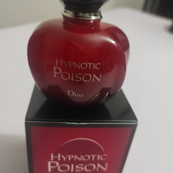 Sephora'dan Aldığım Parfümün 10 Yıl Önce Üretilmiş Çıkması Büyük Hayal Kırıklığı Yarattı