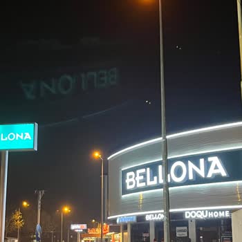 Yeni Alınan İphone 13'te Ekran Yansıma Sorunu Ve İlgisiz Mağaza Yaklaşımı