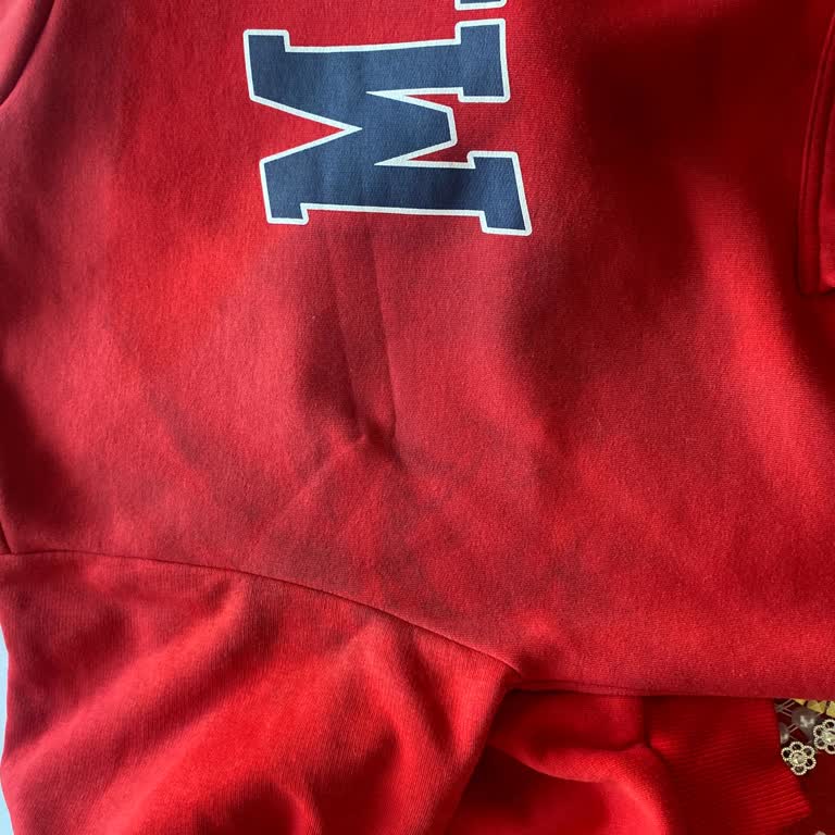 İlk Yıkamada Renkleri Akan Sweat İçin Ürün Değişimi Talebi