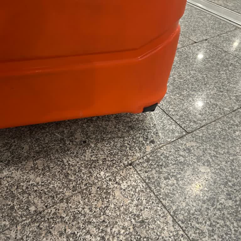 Uçuş Sonrası Valizim Kırık Çıktı Ve Yetkililer Rapor Tutmadı