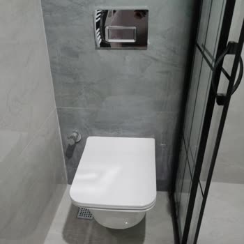 Yeni Alınan Vitra Klozet Kapağında Erken Çatlak Ve Yetersiz Müşteri Hizmeti Deneyimi