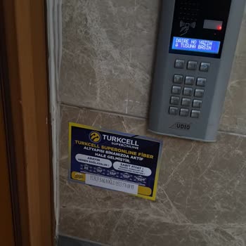 Apartmanımızda İzinsiz Ve Israrlı Superonline Reklamlarından Bıktık, Çözüm Bekliyoruz
