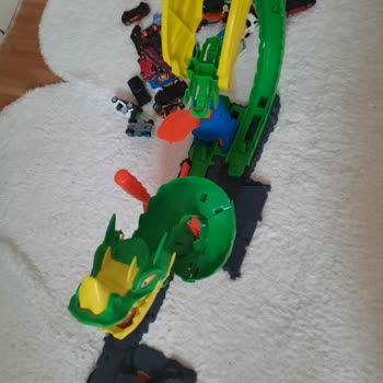 Hot Wheels Ejderha İle Mücadele Pisti Kısa Sürede Kırıldı, Yedek Parça Veya Ürün Değişimi Talebi
