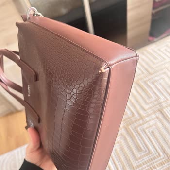 Calvin Klein Çantam Bir Yılda Kullanılamaz Hale Geldi, Boyner Sorumluluk Almıyor