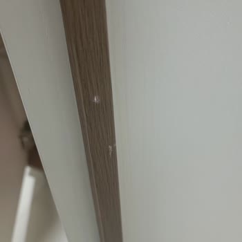 Eksik Ve Defolu Gardırop, Çözülmeyen Sorunlar Ve İade Talebi
