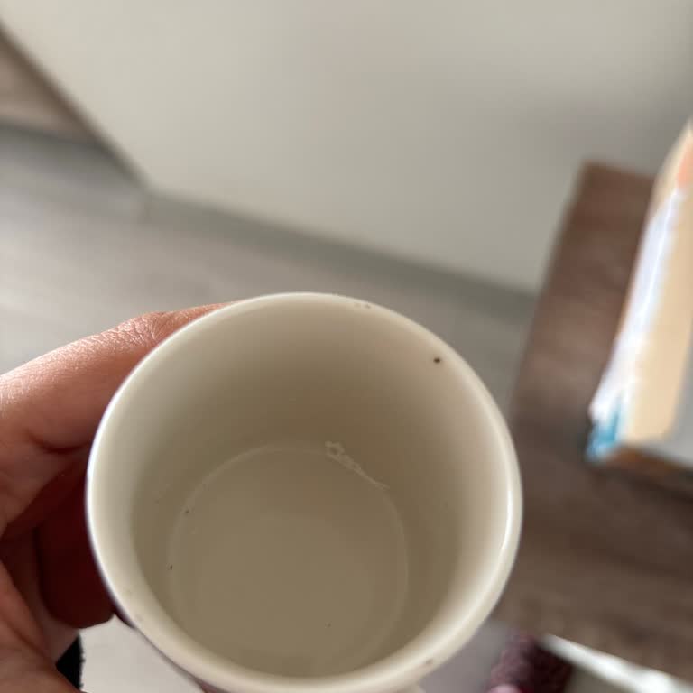 Kusurlu Fincan Takımı Ve İlgisiz Müşteri Hizmetleri Mağduriyeti