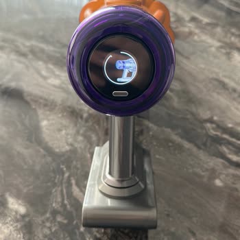 Dyson V12 Süpürgemde Sürekli Filtre Hatası Ve Yetersiz Destek