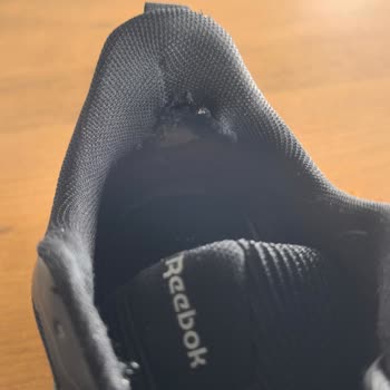 Kısa Sürede Deforme Olan Ayakkabı İçin Olumsuz İnceleme Sonucu Ve Değişim Talebi