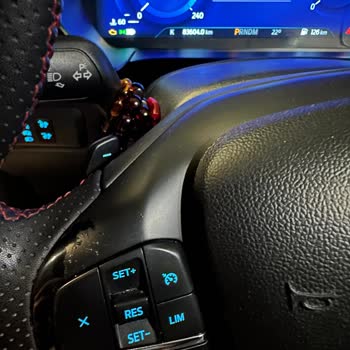 2022 Model Ford Kuga'da Direksiyon Ve Düğmelerde Erken Deformasyon Sorunu