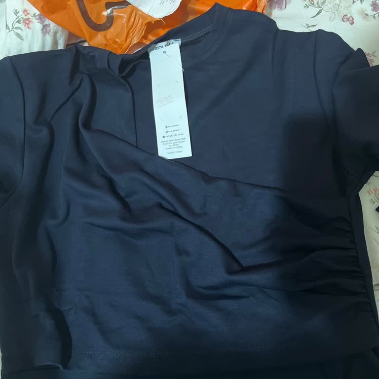 Locco Moda Sipariş Verdiğim Elbise Yerine Farklı Bir Ürün Gönderildi, Mağduriyetim Giderilsin