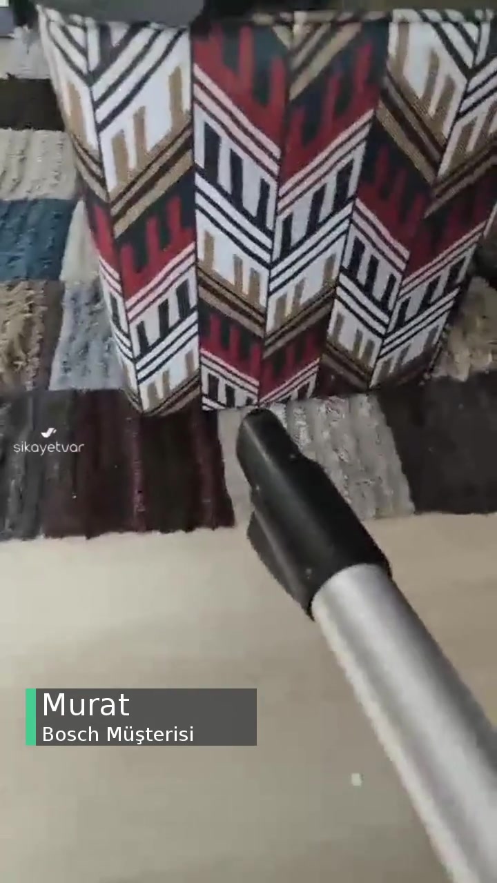 Bosch Şarjlı Süpürge Sert Parçaları Çekmiyor! videonun kapak resmi