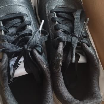 Hepsiburada'dan Sipariş Ettiğim Ayakkabı Kullanılmış Ve Parçalanmış Çıktı