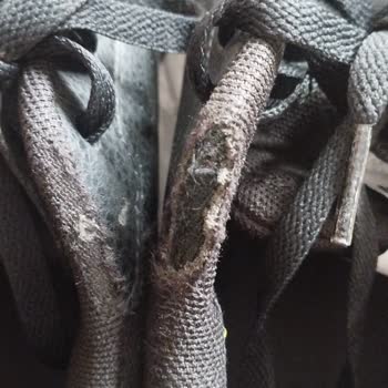 Hepsiburada'dan Sipariş Ettiğim Ayakkabı Kullanılmış Ve Parçalanmış Çıktı