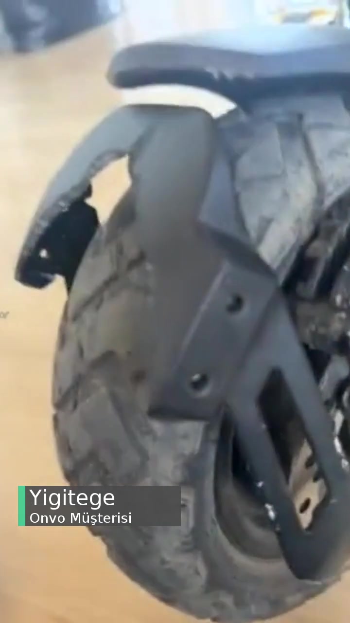 Onvo Rx4 Arka Çamurluk Kırıldı videonun kapak resmi