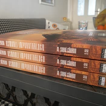 Kitap Setinde Eksik Cilt Ve Yayınevinden Yanıt Alamama Sorunu