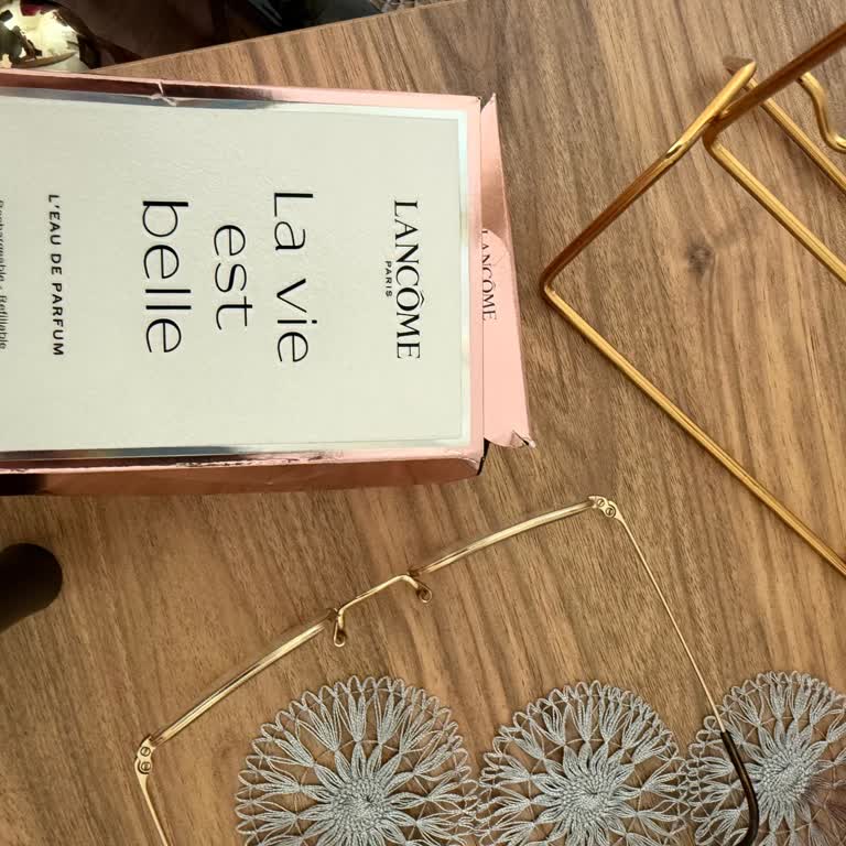 Ezilmiş Parfüm Kutusu Ve Eksik Hediye Ürünlerle Hayal Kırıklığı Yaşadım