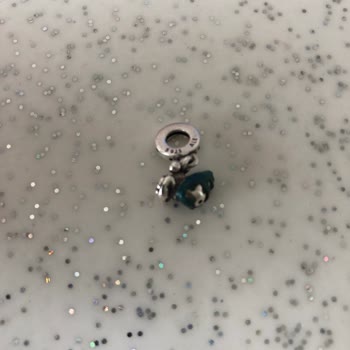 Pandora Mücevher Karanlıkta Parlayan Charmda Ciddi Kusur Ve Değişim Talebi