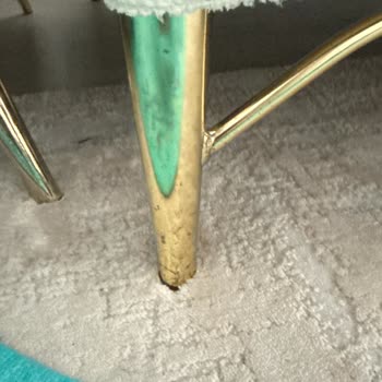 İstikbal Mobilya'da Kısa Sürede Paslanan Kulplar Ve Deforme Olan Koltuk Ayakları Nedeniyle Ücretsiz Parça Değişimi Talebi