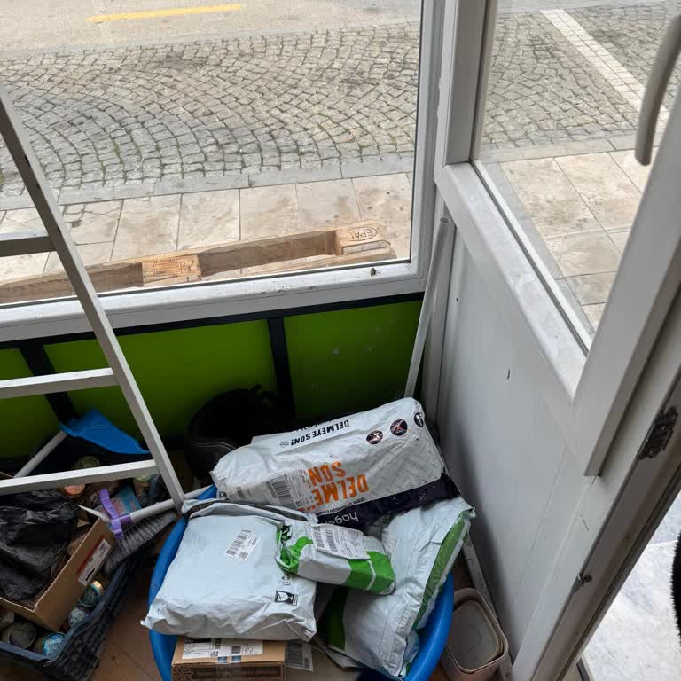 Güvensiz Teslimat Noktasında Kaybolan Kargo Ve Yetersiz Çözüm Süreci