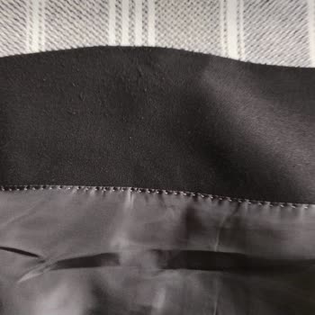 İlk Kullanımda Tüylenen Takım Elbise Ve Çözülmeyen İade Sorunu