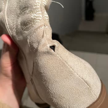 Ayıplı Çizme İçin Değişim Talebim Yanıtsız Kaldı, Müşteri Hizmetine Ulaşamıyorum