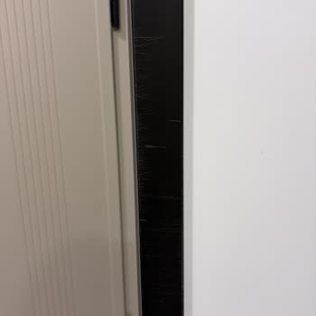 Naturaldecor’dan Kusurlu Ve Çizik Mobilya Teslimatı: Mağduriyetimin Giderilmesini Talep Ediyorum