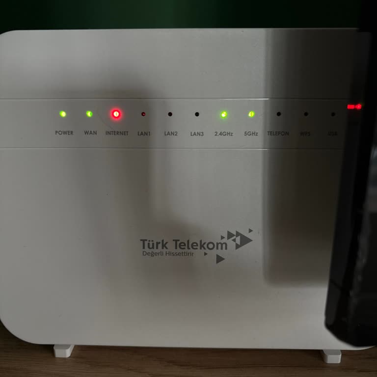 12 Saattir Süren İnternet Kesintisine Çözüm Ve Net Bilgi Alamıyorum