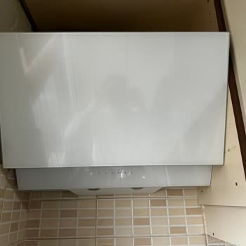 Garanti Süresi Devam Eden Davlumbaz İçin Haksız Ücret Talebi