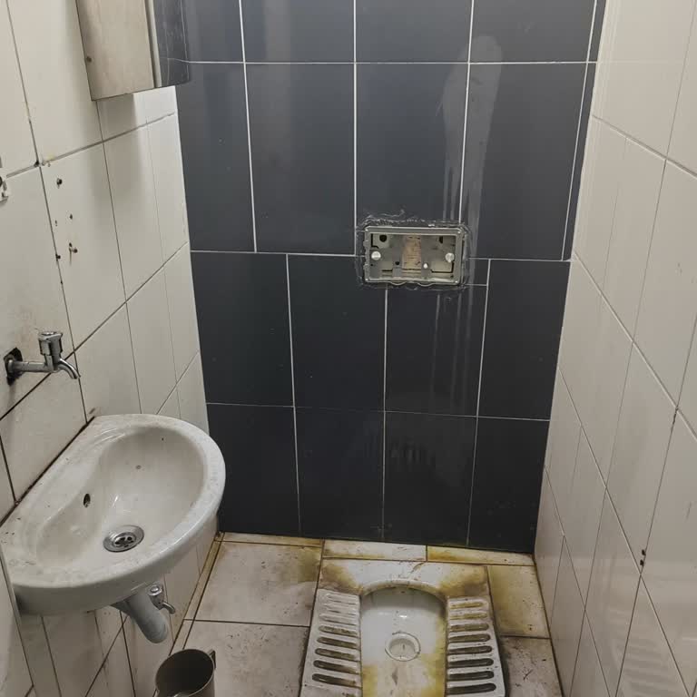 Shell Silahtarağa İstasyonunda Tuvalet Temizliği Ve Hijyen Sorunu