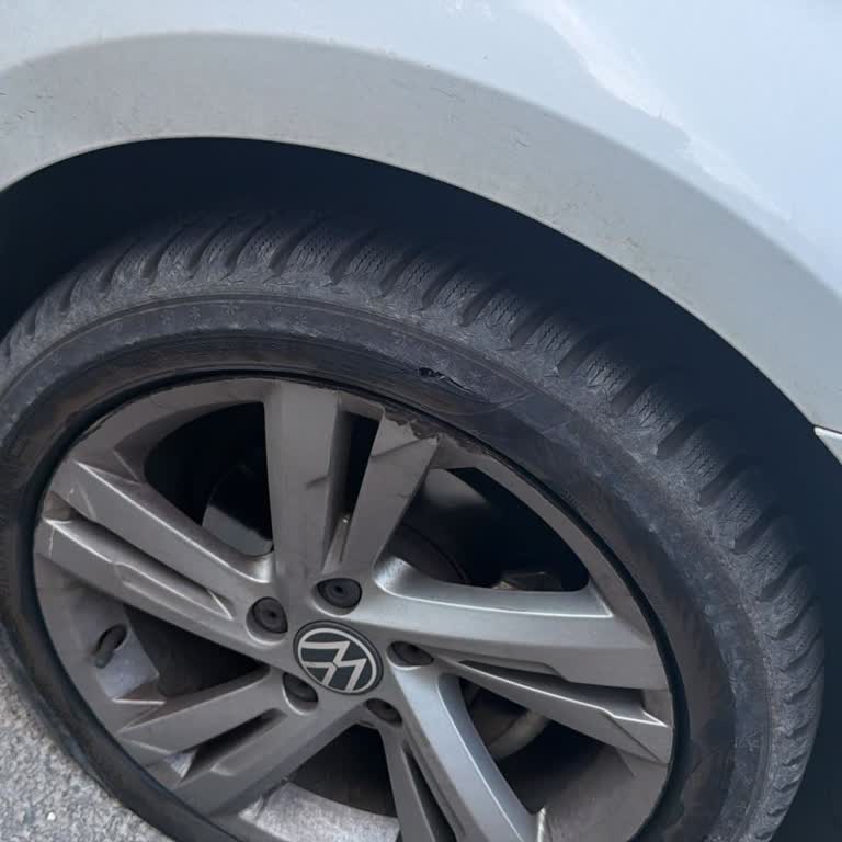 Bolu Tüneli'nde Kasıtlı Yola Cisim Atılması Nedeniyle Can Güvenliğimiz Tehlikeye Girdi