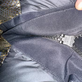 49 Bin TLye Aldığım Montun Fermuarı İlk Kullanımda Bozuldu İade Talep Ediyorum