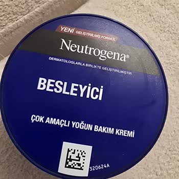 Neutrogena Krem İlk Kullanımda Ellerimde Rahatsız Edici Dökülme Ve Kuruluk Yaptı